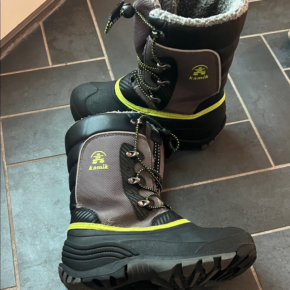 Kamik Kids' Black and Gray Snow Boots with Yellow Accents